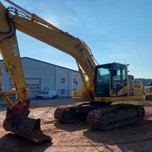 2018 Komatsu PC210LC-11